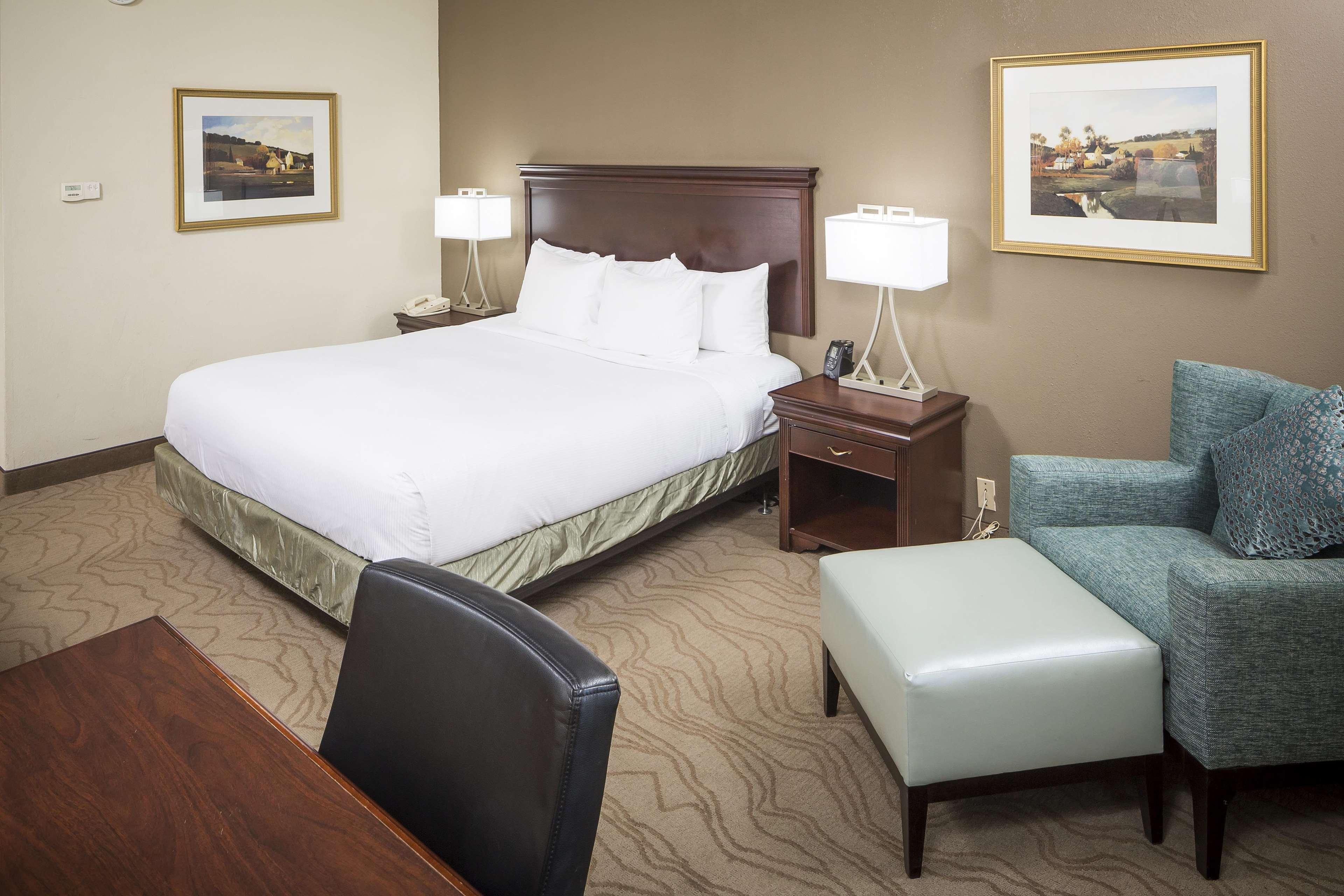 ดับเบิ้ลทรีบายฮิลตันโฮเต็ล บอสตัน มิลฟอร์ด Hotel ภายนอก รูปภาพ