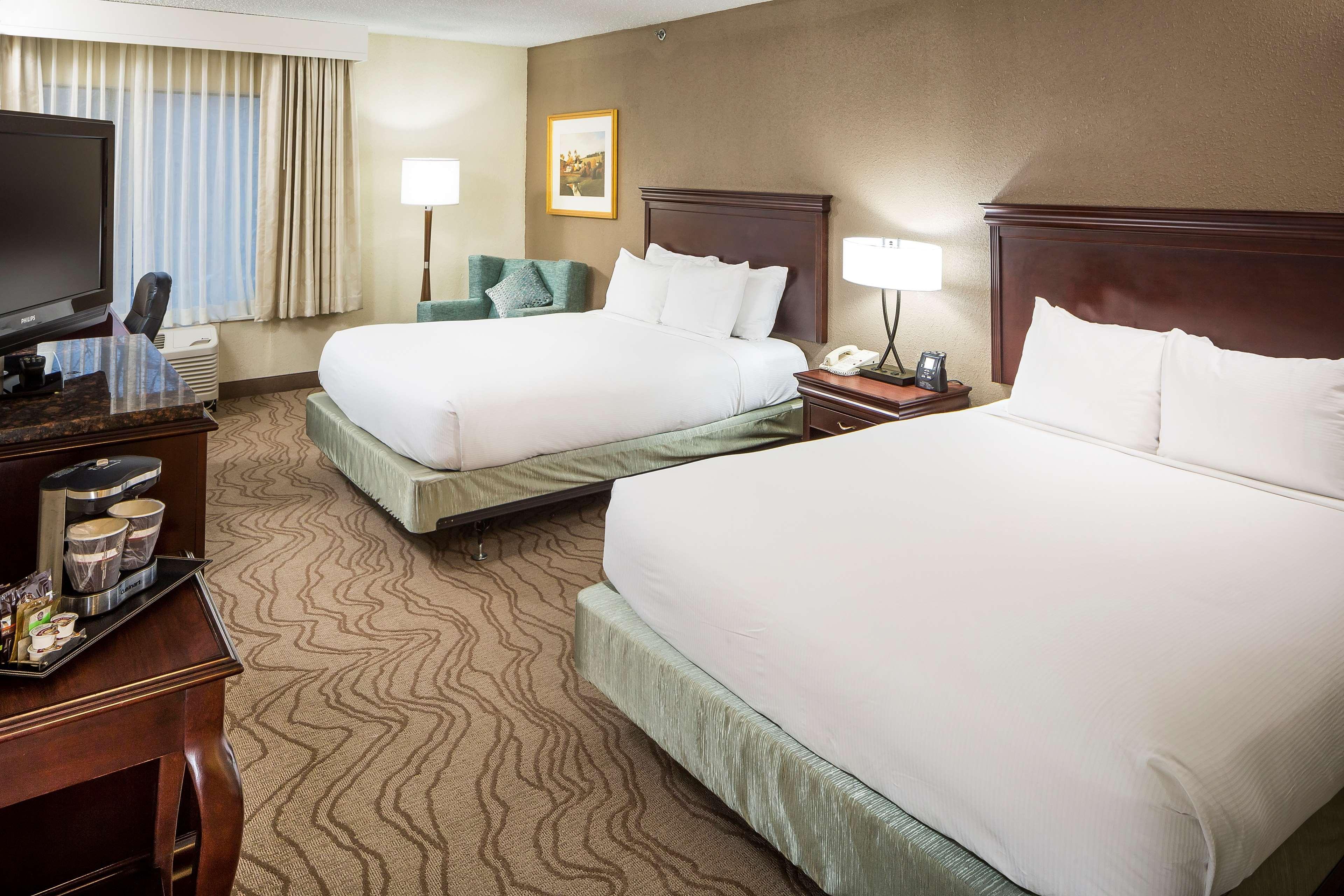 ดับเบิ้ลทรีบายฮิลตันโฮเต็ล บอสตัน มิลฟอร์ด Hotel ภายนอก รูปภาพ