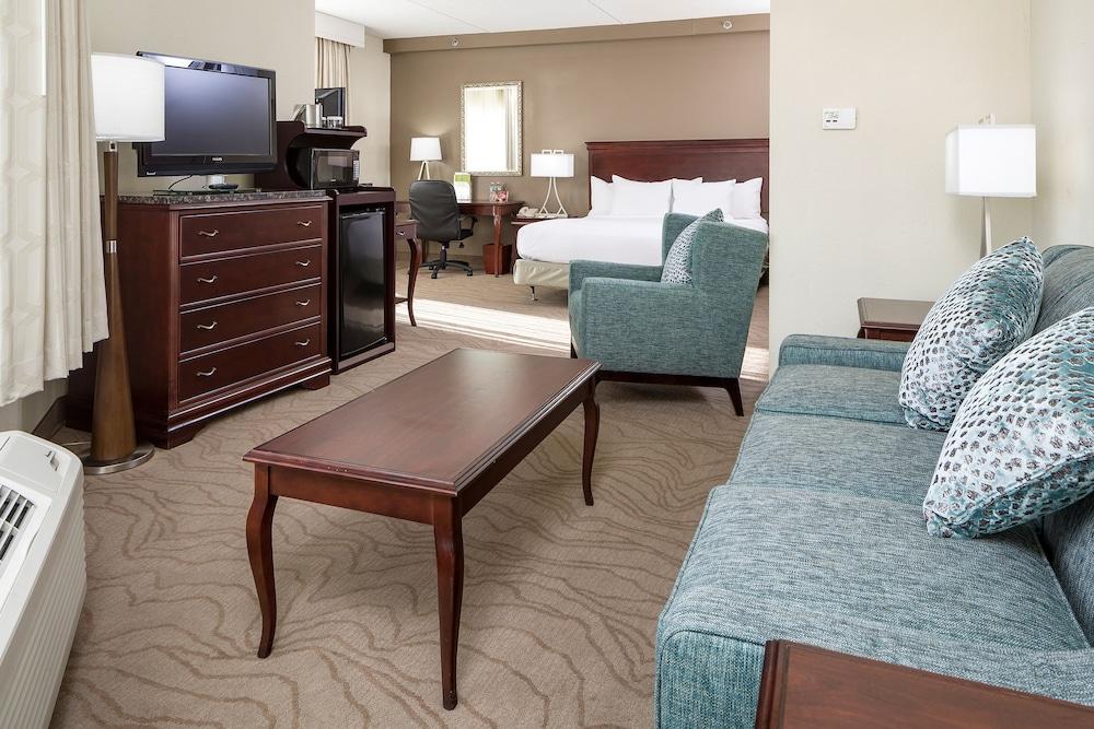 ดับเบิ้ลทรีบายฮิลตันโฮเต็ล บอสตัน มิลฟอร์ด Hotel ภายนอก รูปภาพ