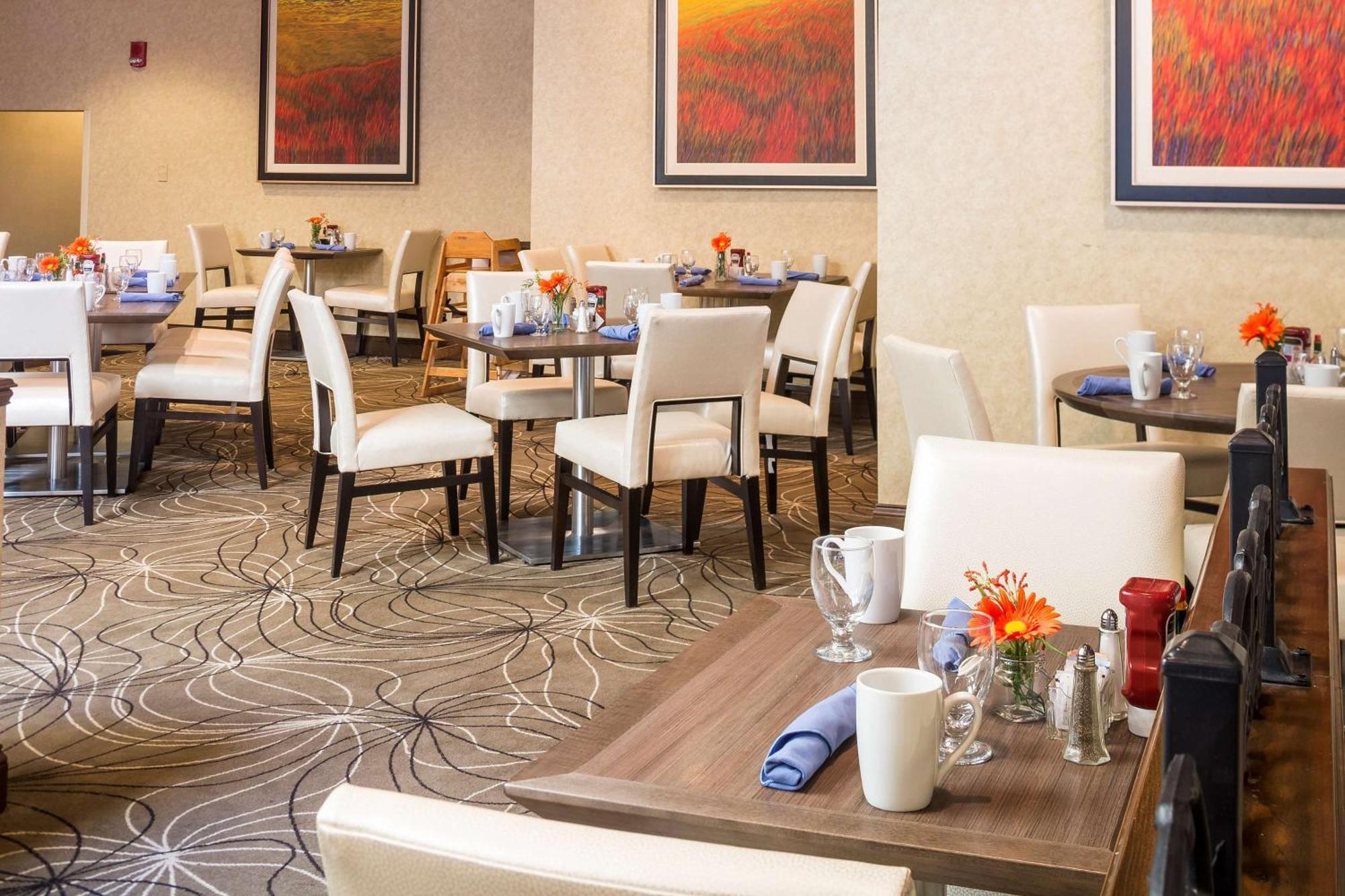 ดับเบิ้ลทรีบายฮิลตันโฮเต็ล บอสตัน มิลฟอร์ด Hotel ภายนอก รูปภาพ