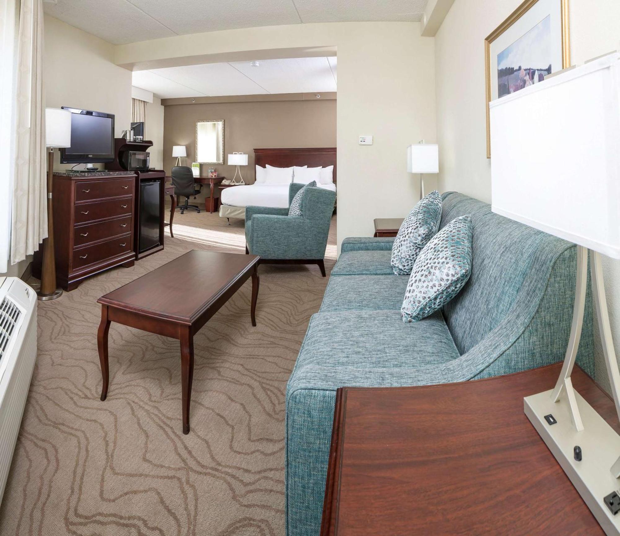 ดับเบิ้ลทรีบายฮิลตันโฮเต็ล บอสตัน มิลฟอร์ด Hotel ภายนอก รูปภาพ