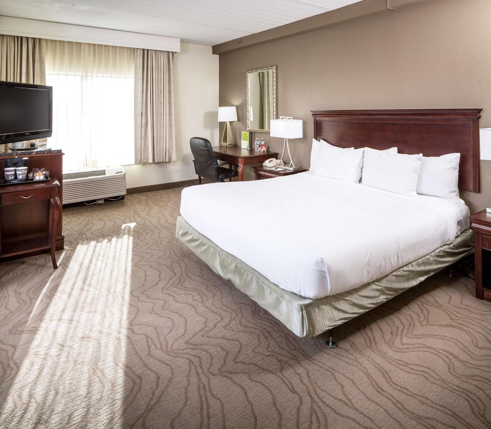 ดับเบิ้ลทรีบายฮิลตันโฮเต็ล บอสตัน มิลฟอร์ด Hotel ภายนอก รูปภาพ