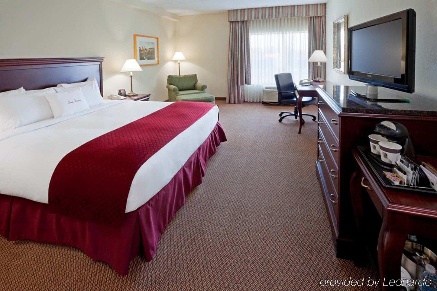 ดับเบิ้ลทรีบายฮิลตันโฮเต็ล บอสตัน มิลฟอร์ด Hotel ภายนอก รูปภาพ